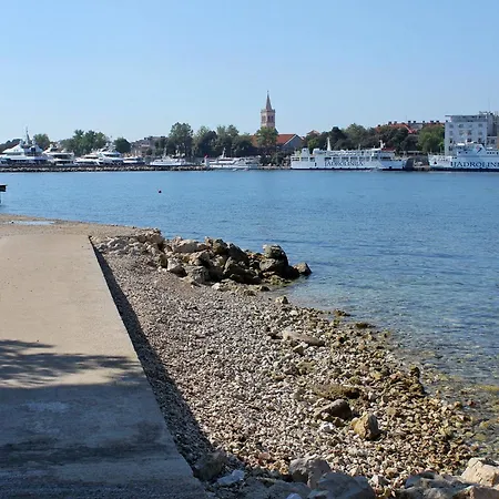 With Parking Space - 22113 Apartment Zadar